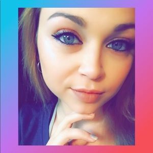 Meet your Posher, Paige